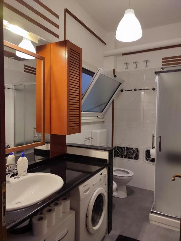 Bagno grande affittacamere Ostia Lido di Roma